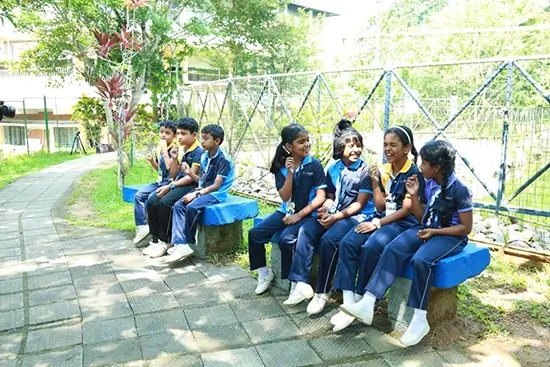 Mulamoottil Central School